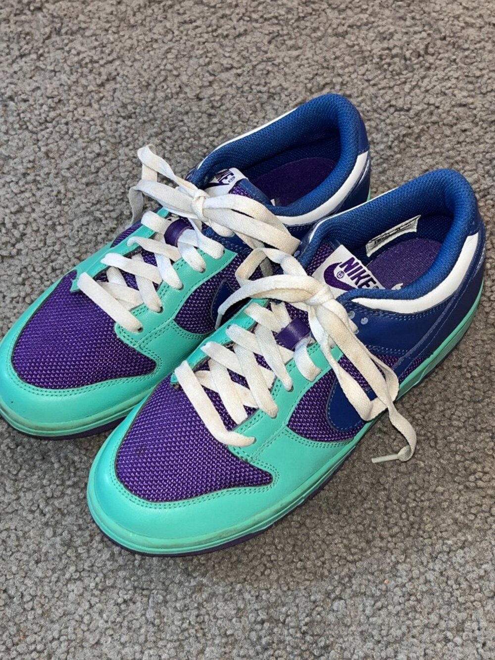 NIKE Classic Vintage 2007 Dunk Low Atlantic Blue Purple RARE Sneakers - EUC - W8